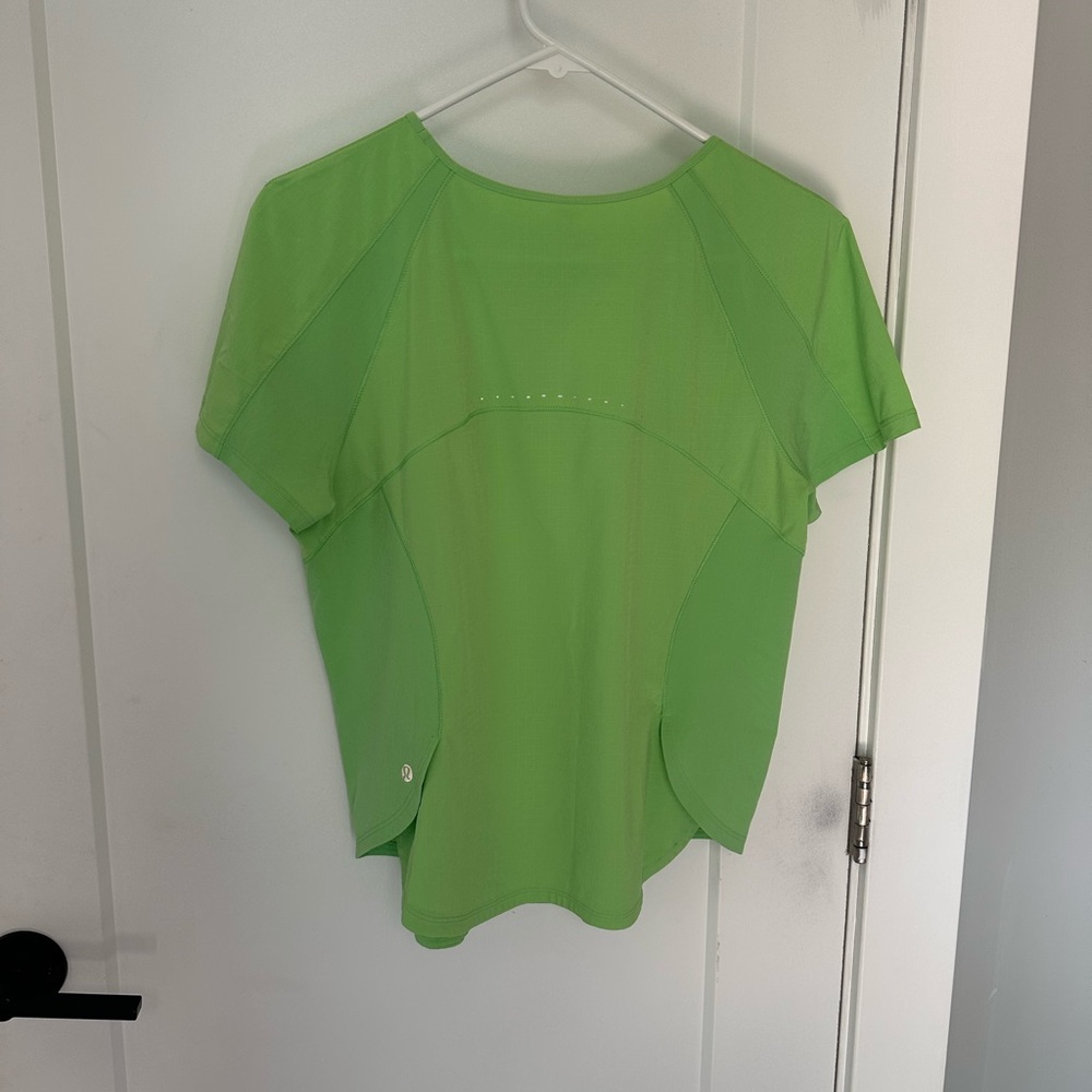 Lululemon Green Women's Running Top Size 8 - Picture 3 of 4